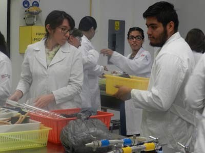 Inaugura UPAEP tres laboratorios de ciencias biol\u00f3gicas