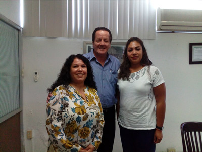 Manuel-Rosado,-director-del-Itboca-y-las-profesoras-Patricia-Hernández-y-Leticia-Platas.jpg