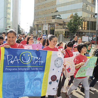 390Ciencia_1804_MarchaPauta2.jpg