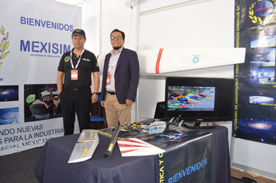 Disenan cabinas de simulacion aeronautica con tecnologia mexicana Raul Ruiz Moreno I Eduardo Avila Razo D0