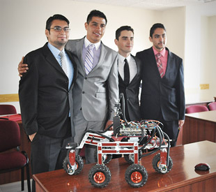 creadores robot movil teleoperado